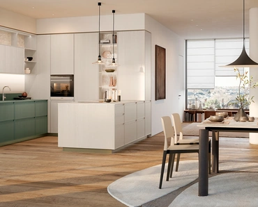 Cucina Moderna con penisola Sakura 07 in Frassino laccato opaco Verde e Frassino laccato Crema di Veneta Cucine